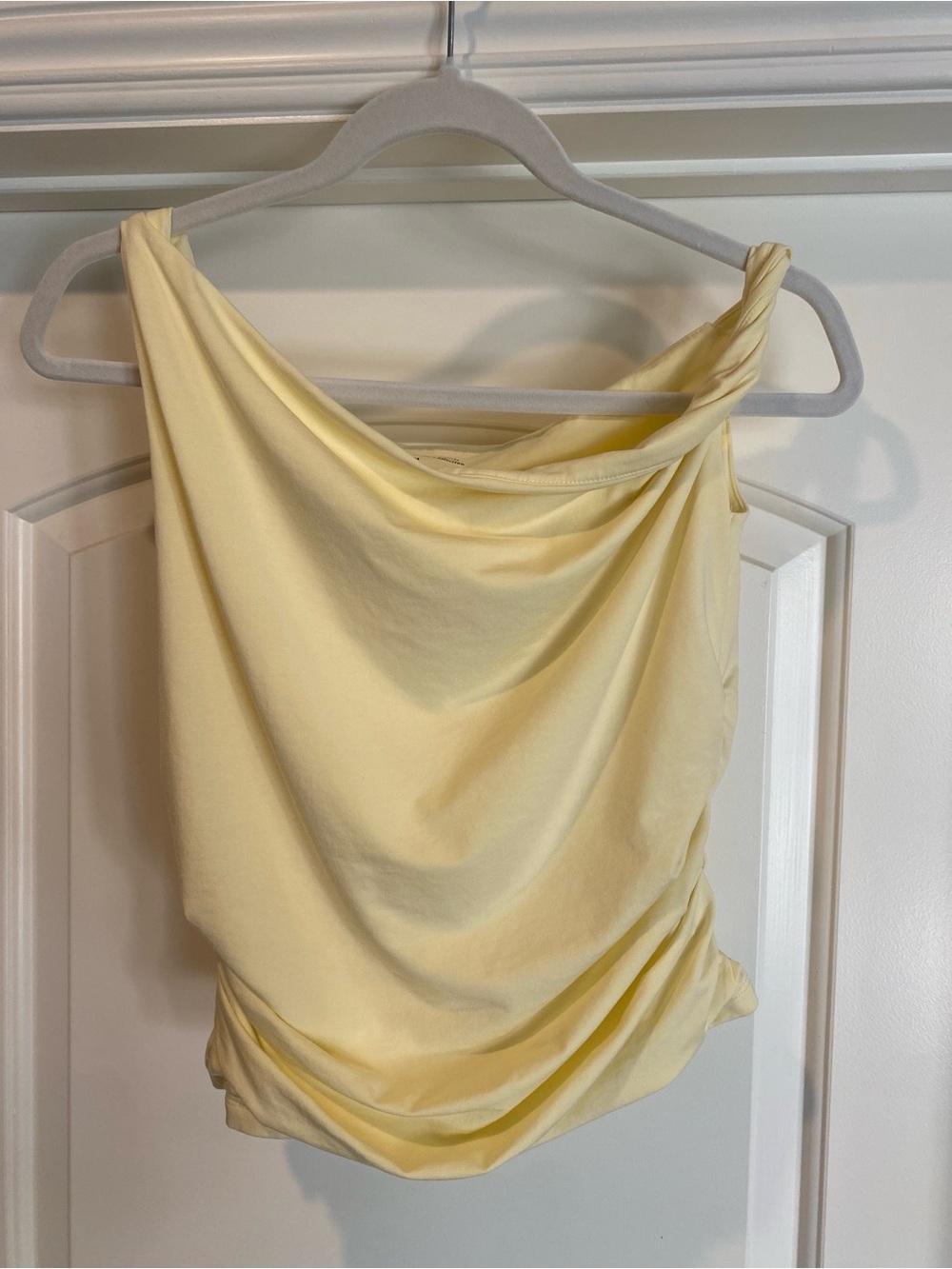 Abercrombie and Fitch Yellow Asymmetrical Twist Top One Shoulder Top Medium - Picture 2 of 4